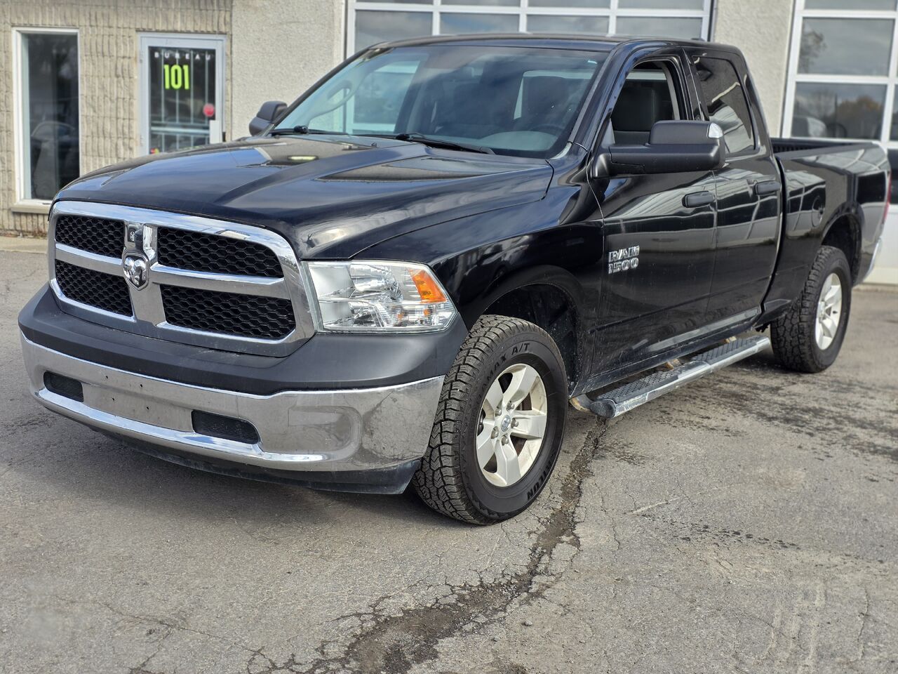 2014 RAM 1500 ST Quad Cab 4WD