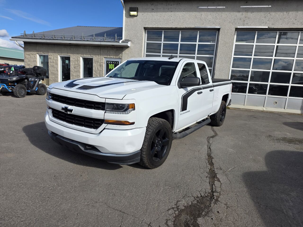 2017 Chevrolet Silverado 1500 Custom Double Cab 4WD