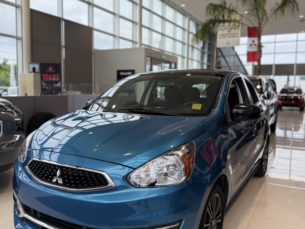 Mitsubishi Mirage 2019 Bleu Gatineau - photo #0