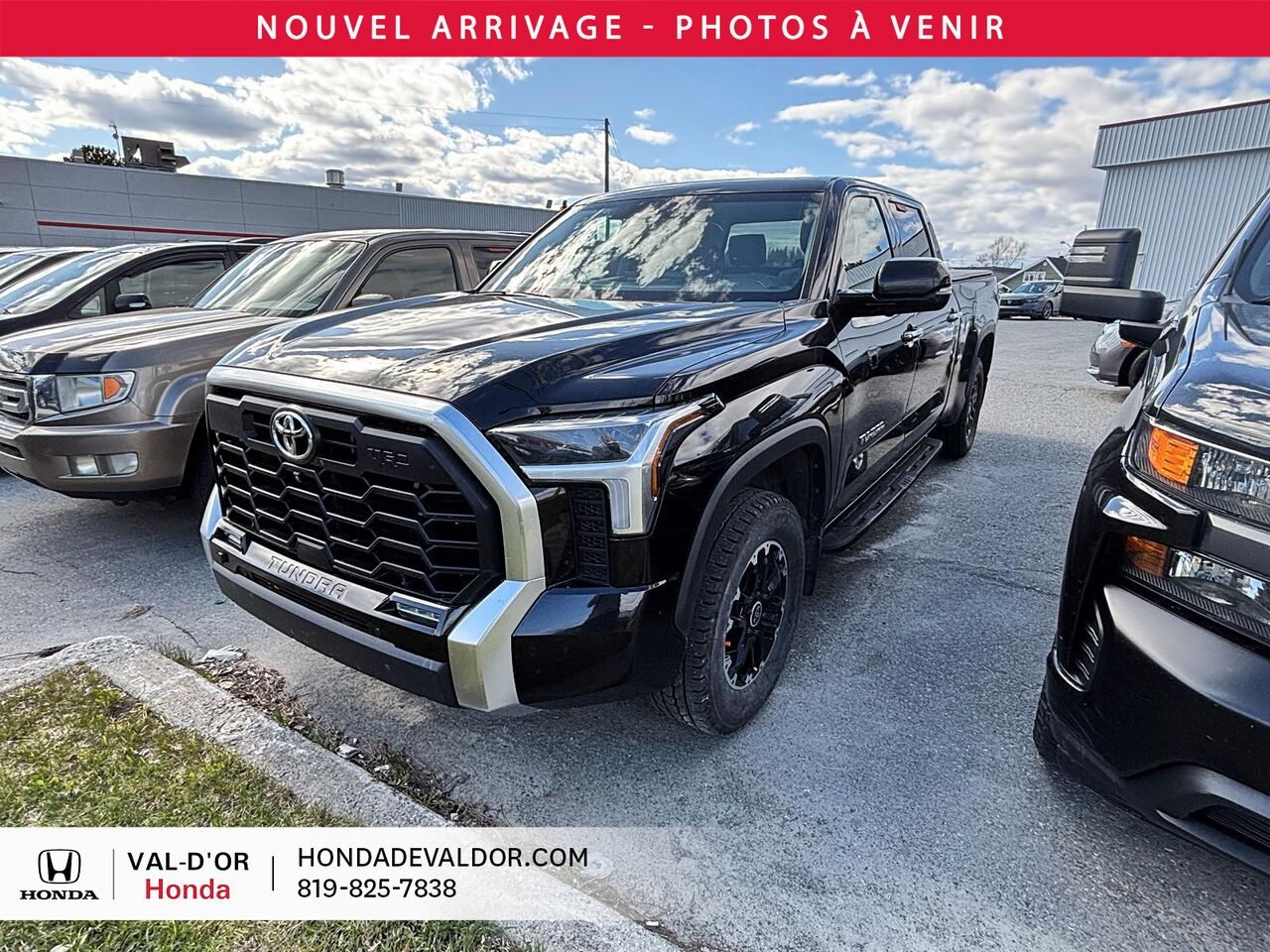 Toyota Tundra Limited CrewMax 4x4 caisse longue 2022 Noir minuit m&eacute;tallis&eacute; Val-d'Or - photo #0