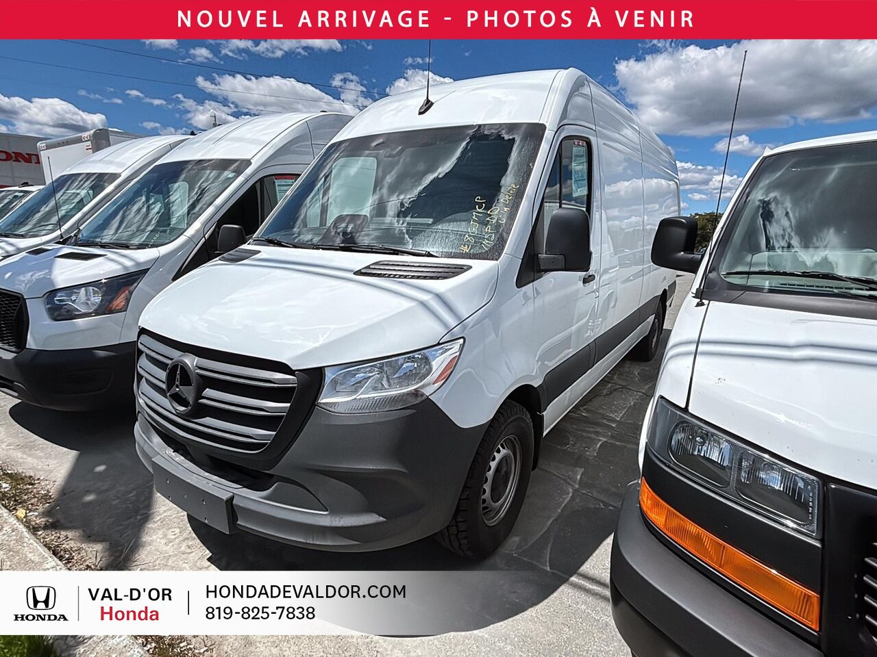 Mercedes-Benz Sprinter fourgonnette utilitaire 2500 4 cyl. en ligne diesel toit sur&eacute;lev&eacute; 170 po 2025 Blanc Val-d'Or - photo #0
