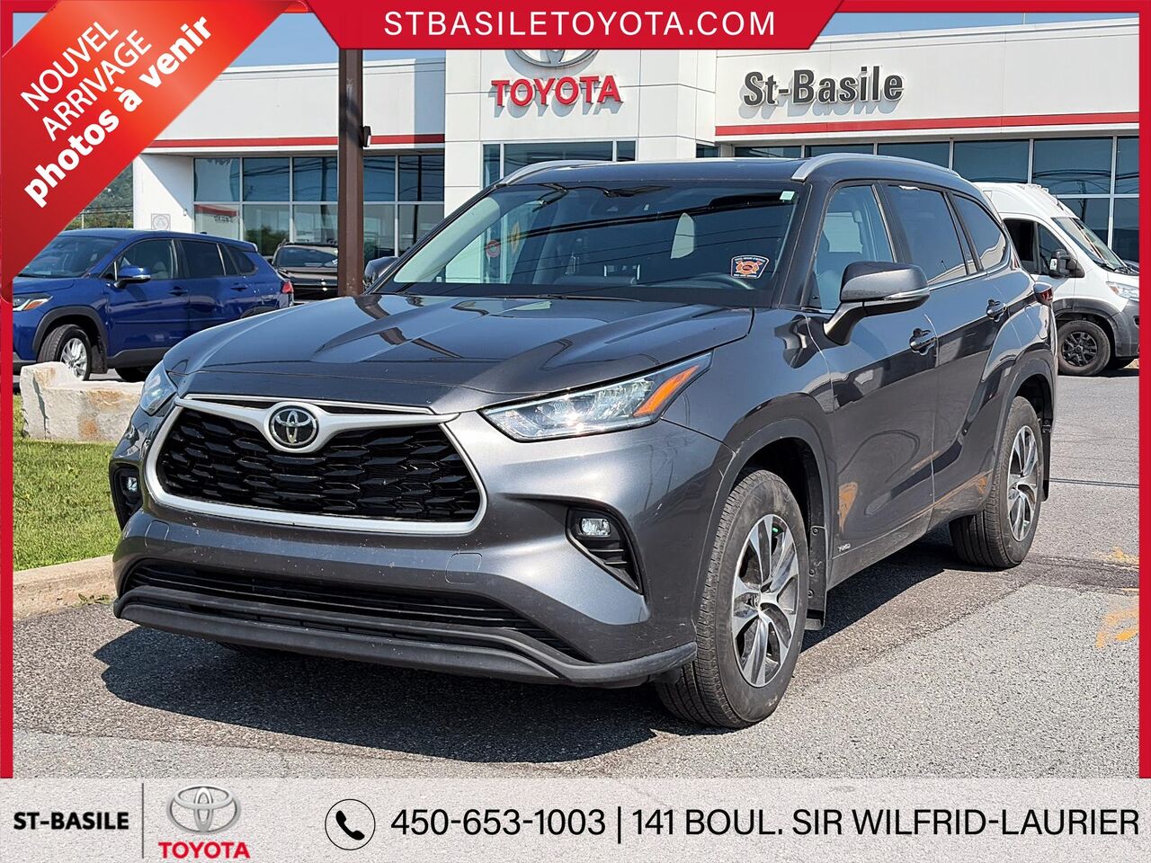 Gray 2025 Toyota Highlander Hybrid SUV / Crossover All-Wheel Drive Automatic