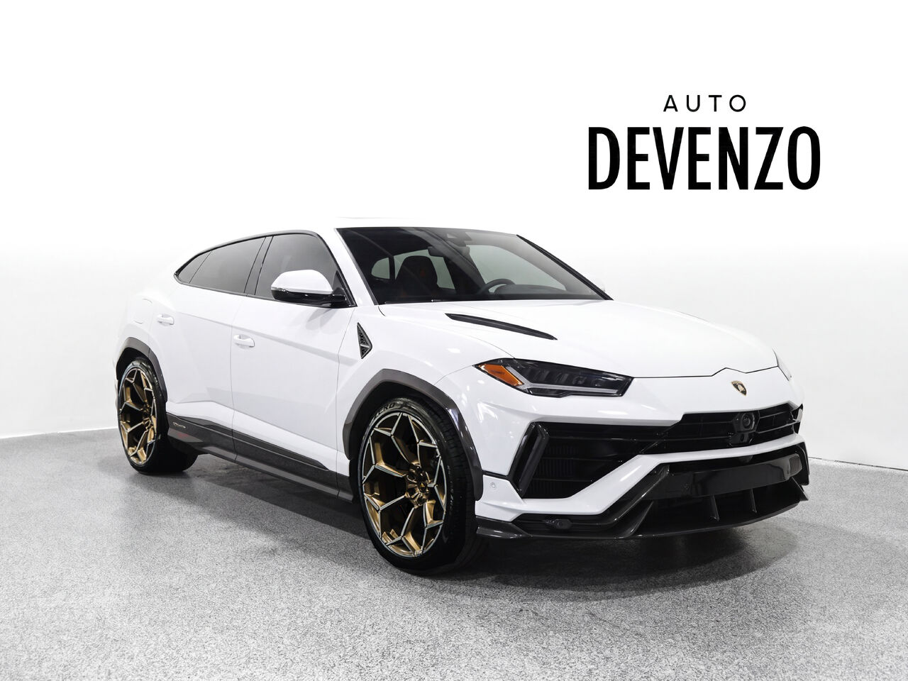 White 2023 Lamborghini Urus Performante AWD SUV / Crossover All-Wheel Drive Automatic