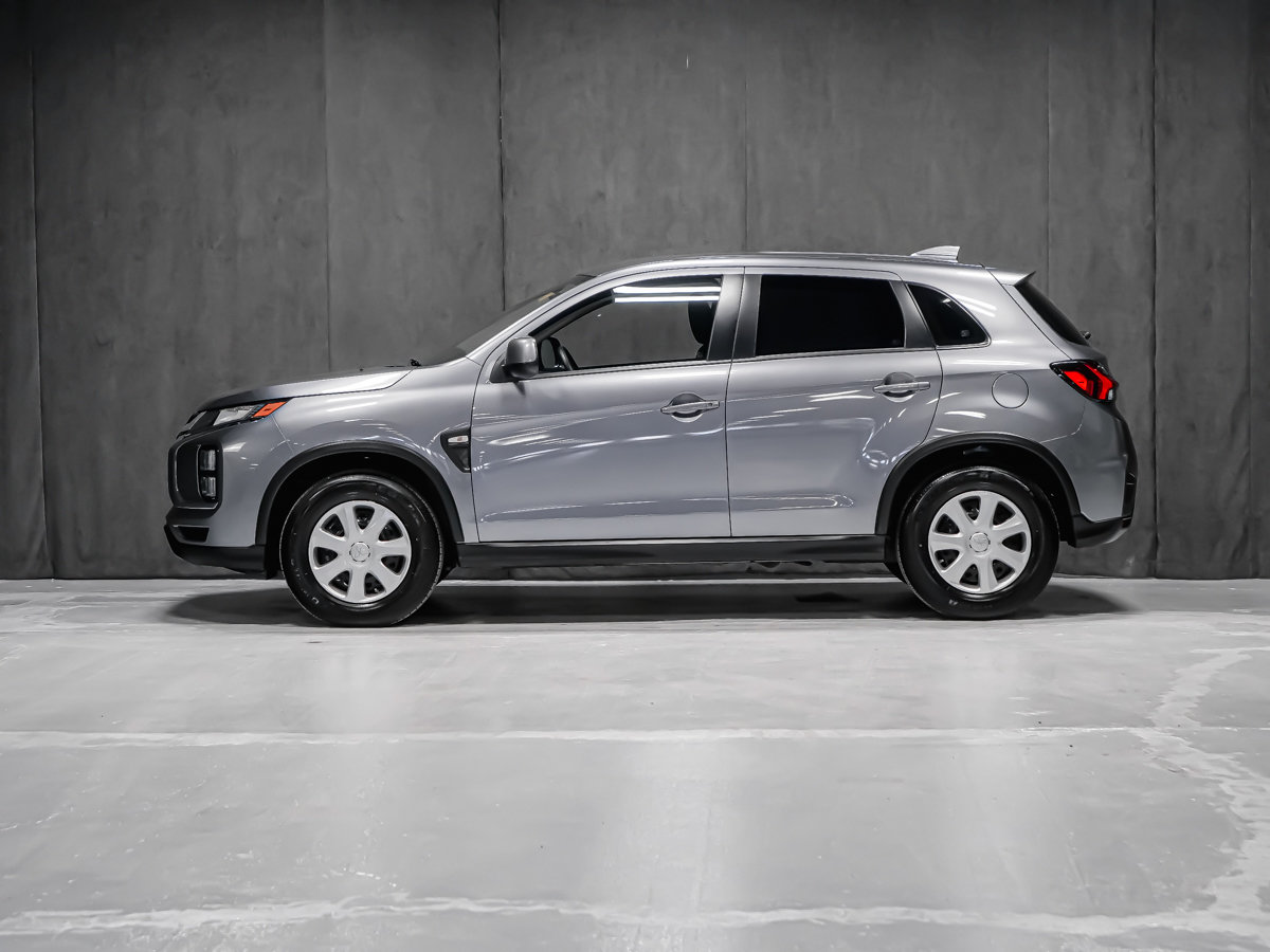 Light Grey Rvr 2024 Mitsubishi RVR pre-owned for sale in Montreal, starting at $23,480