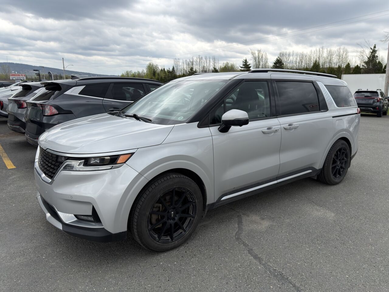 2022 Kia Carnival EX FWD