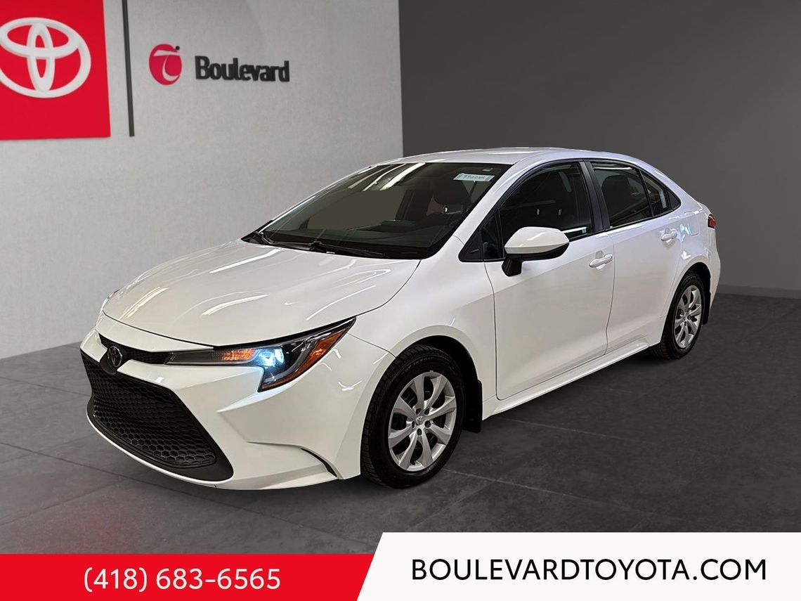 2022 Toyota Corolla LE FWD