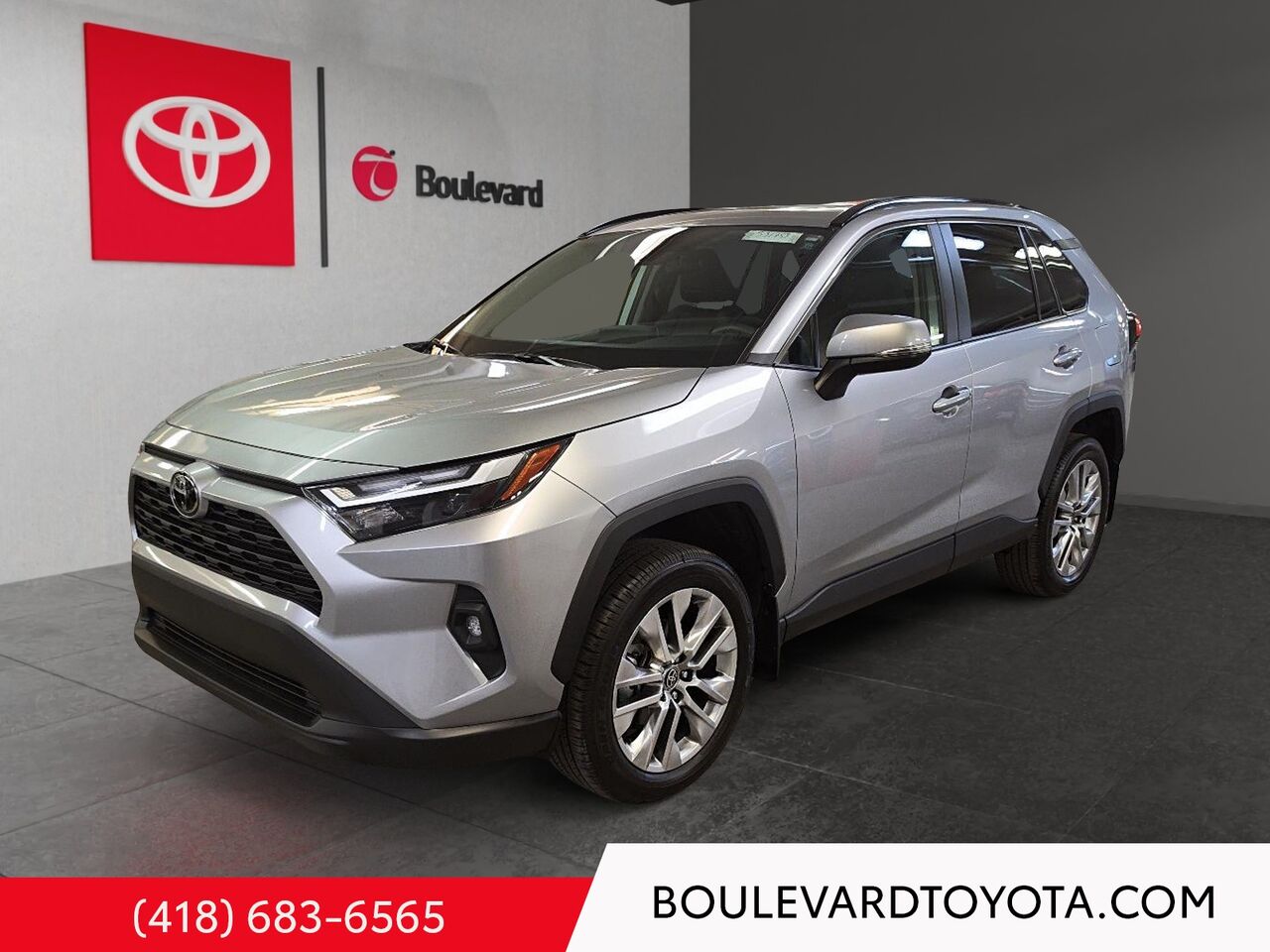 Toyota RAV4 XLE Premium AWD 2025