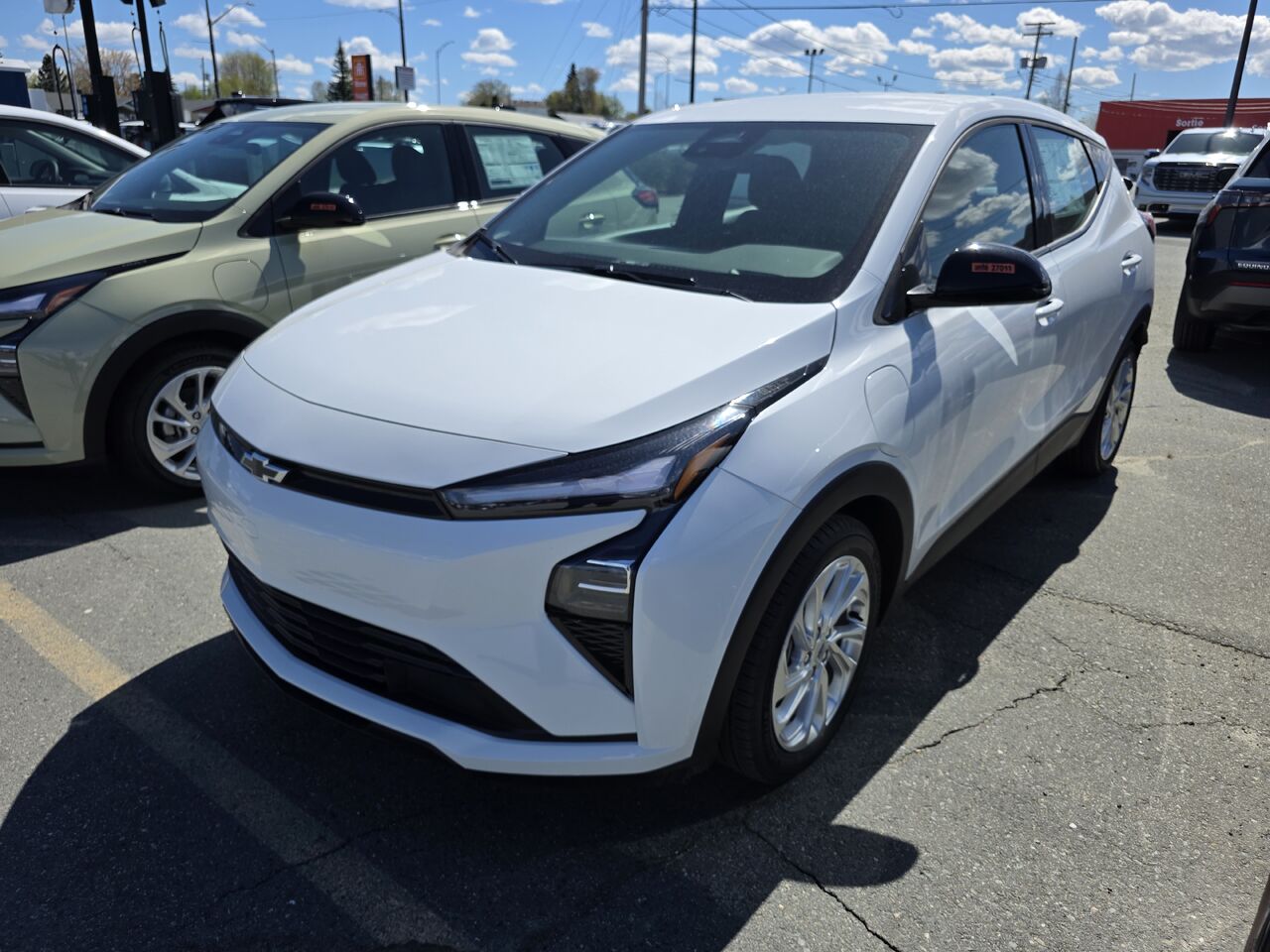 2027 Chevrolet Bolt LT FWD