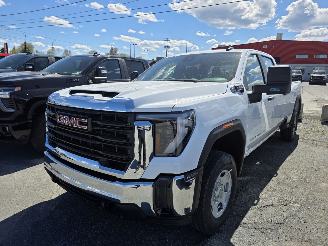 2026 GMC Sierra 2500HD Pro Crew Cab 4WD