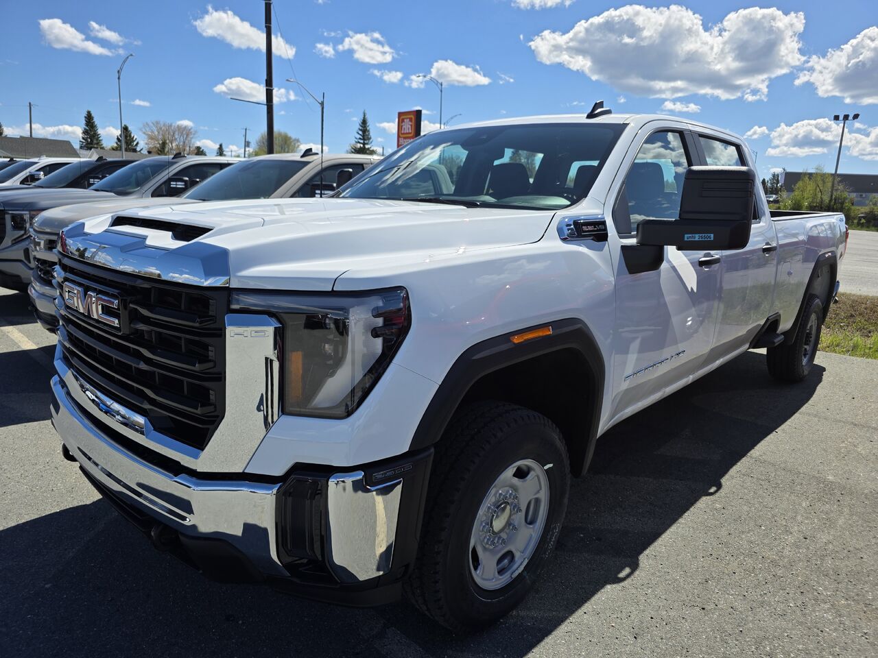 2026 GMC Sierra 2500HD Pro Crew Cab 4WD