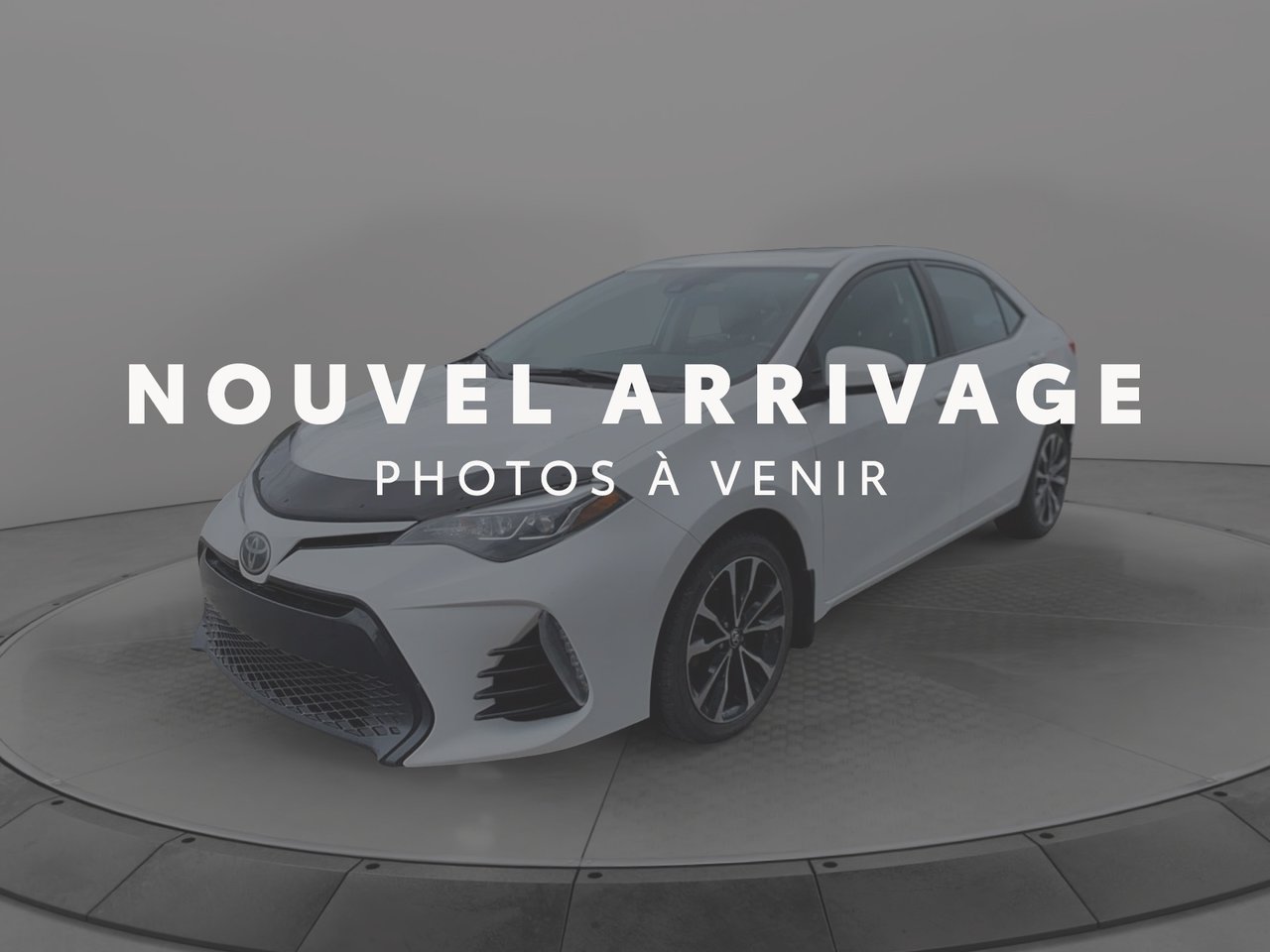 2018 Toyota Corolla VIN 2T1BURHE3JC022129 White Chicoutimi - photo #0