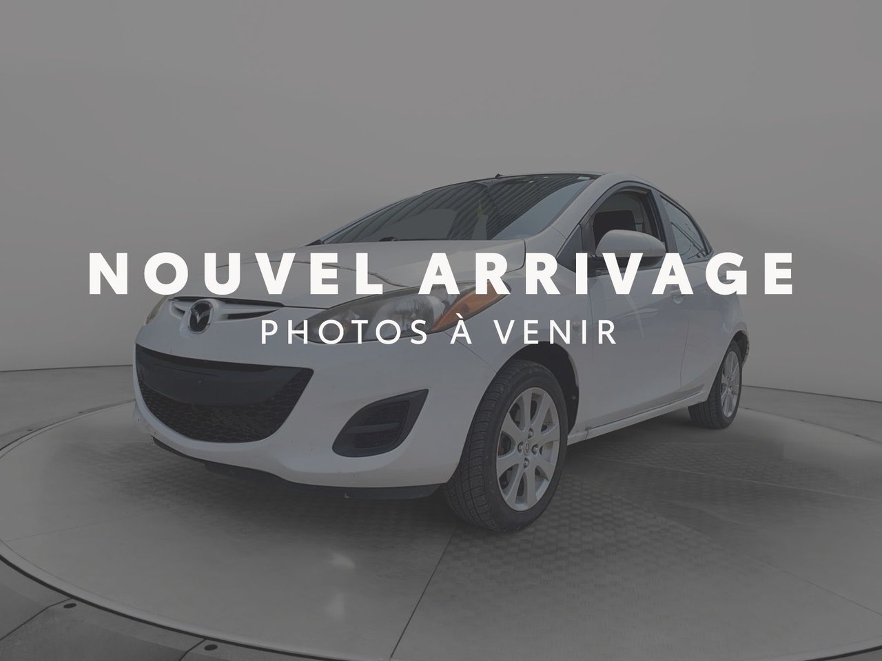 2011 Mazda Mazda2 White Baie-Comeau - photo #0