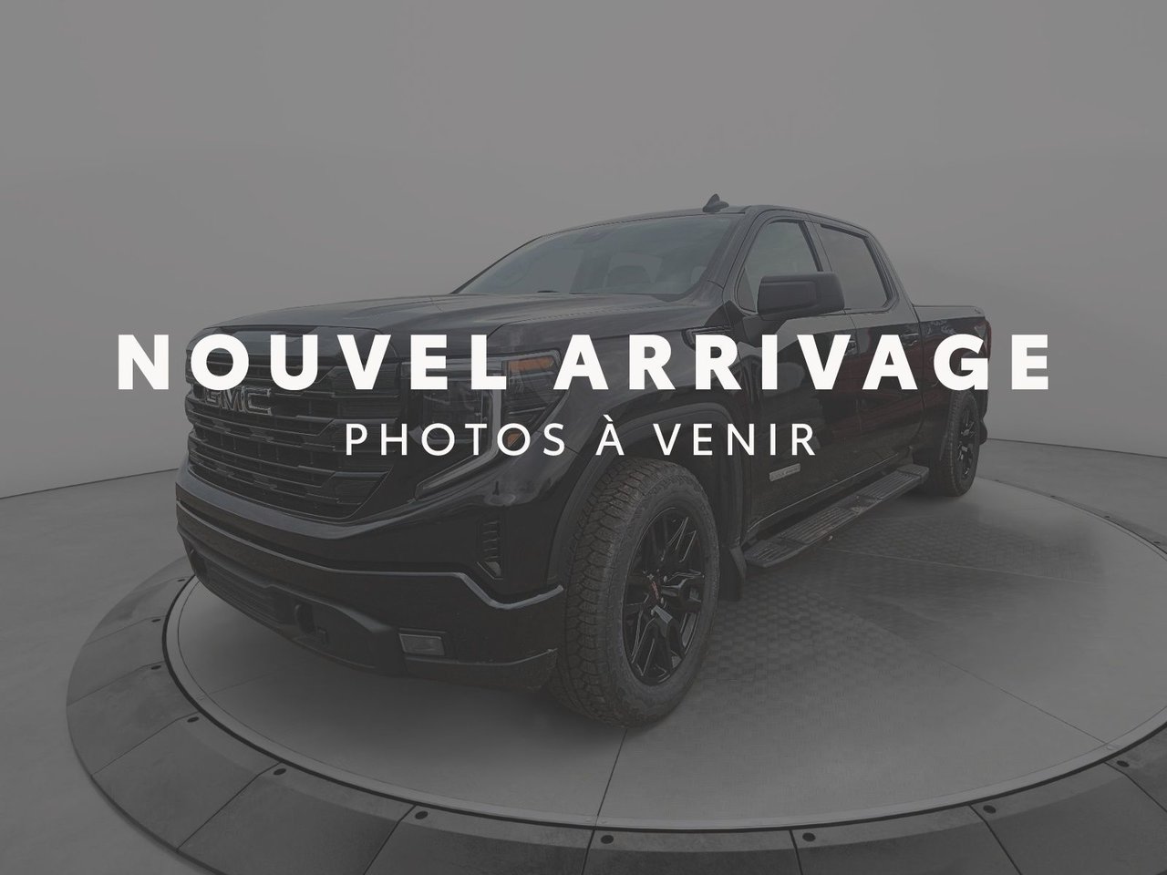 Chevrolet Silverado 1500 Custom 2023 Baie-Comeau - photo #0