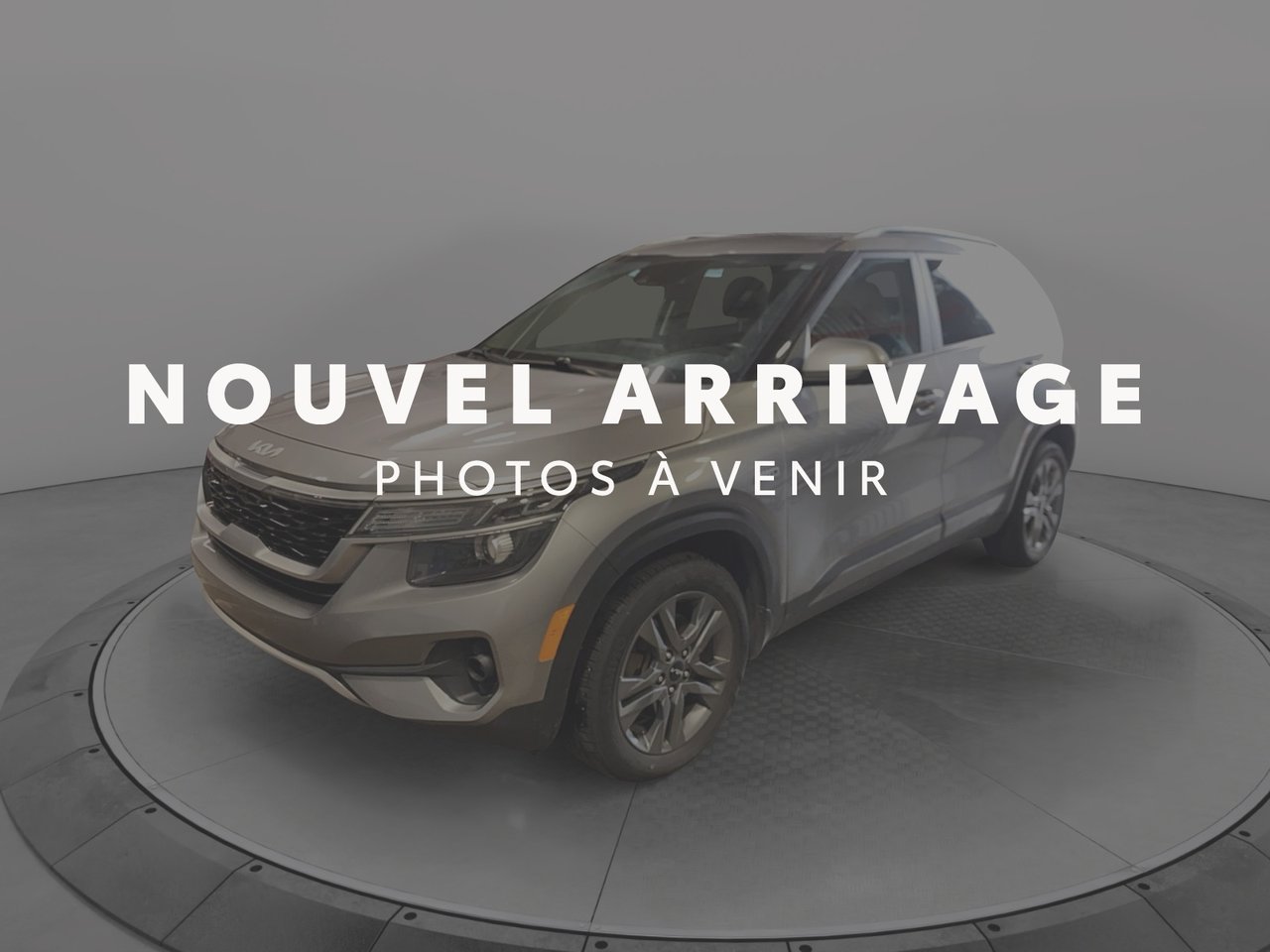 2023 Kia Seltos VIN KNDEUCAA6P7346896 Grey La Malbaie - photo #0