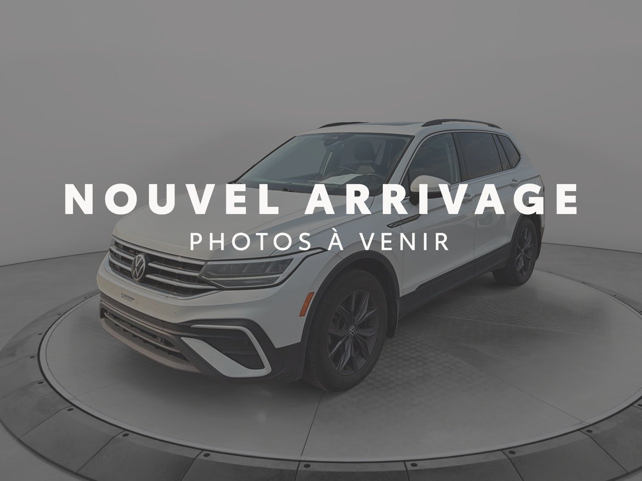 2022 Volkswagen Tiguan VIN 3VV2B7AX9NM159211 White Baie-Comeau - photo #0
