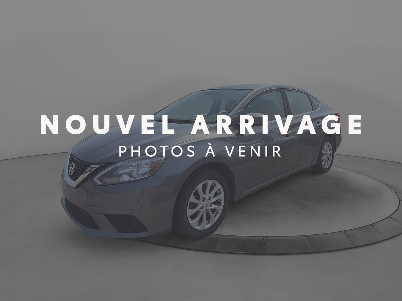 Nissan Sentra 2018 Gris Baie-Comeau - photo #0
