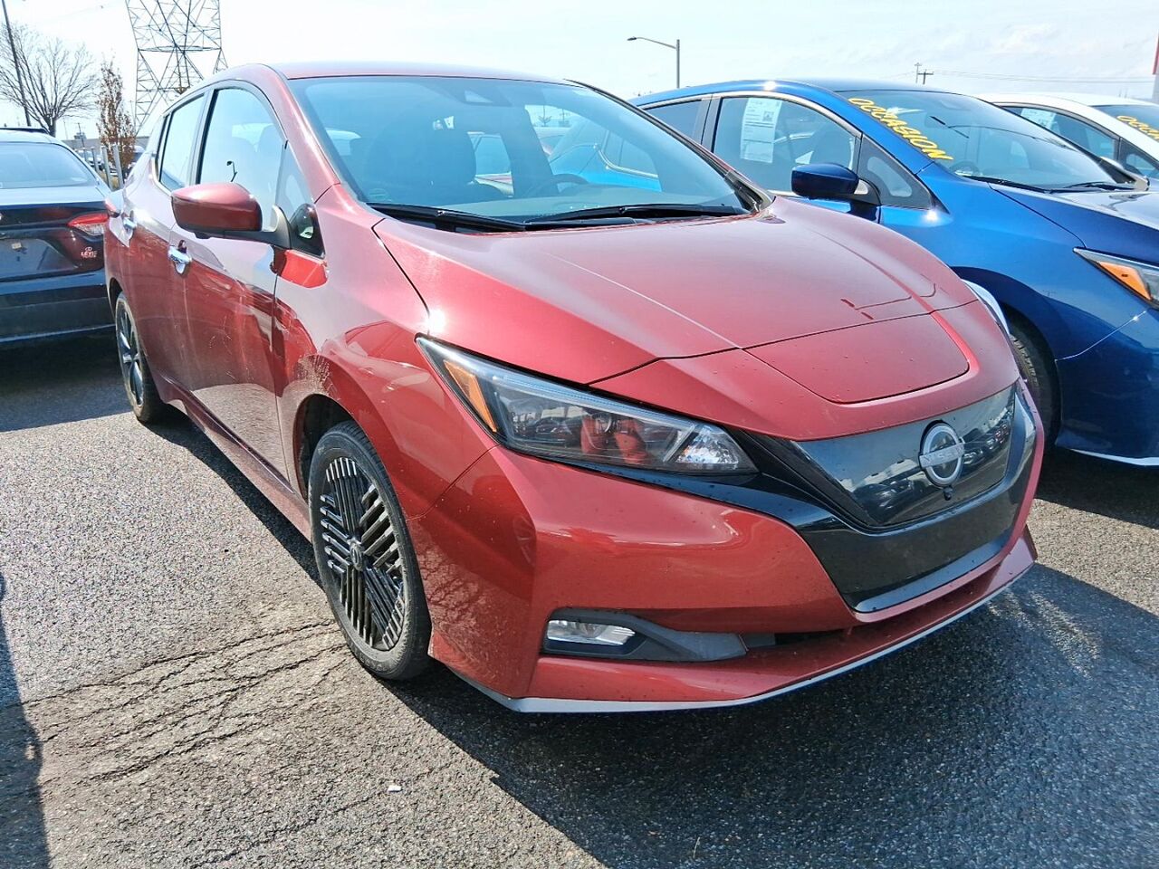 Nissan LEAF 2025 Rouge Qu&eacute;bec - photo #0