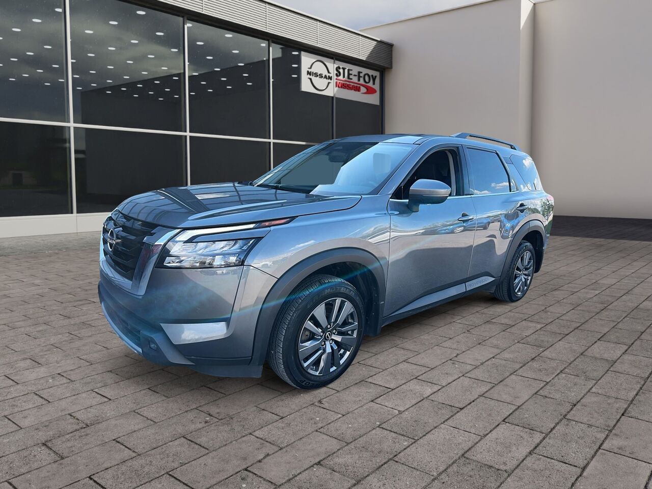 2024 Nissan Pathfinder SV 4RM