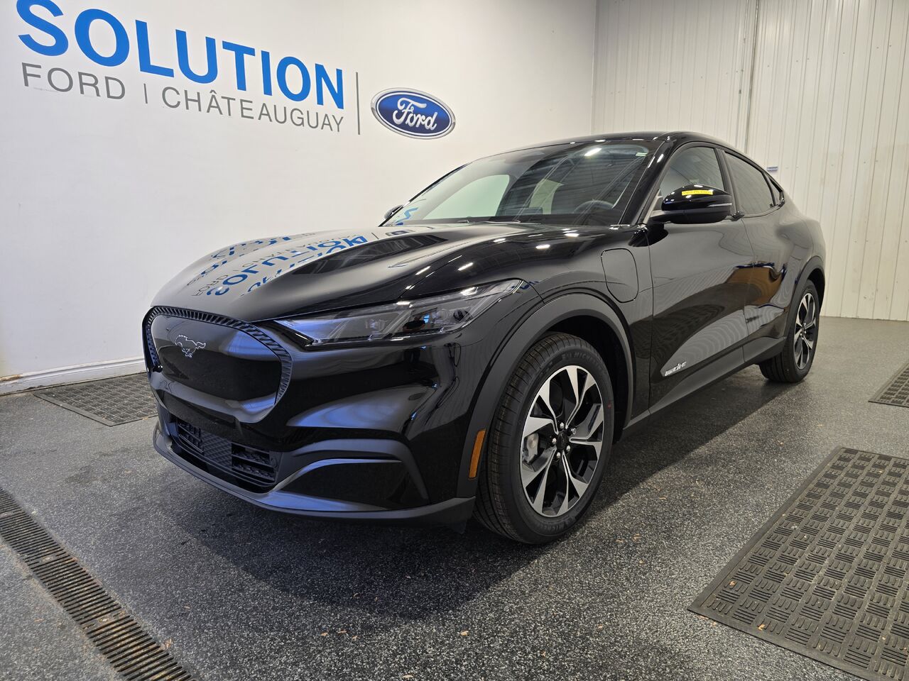 Black 2026 Ford Mustang Mach-E Select RWD SUV / Crossover Rear-Wheel Drive Automatic