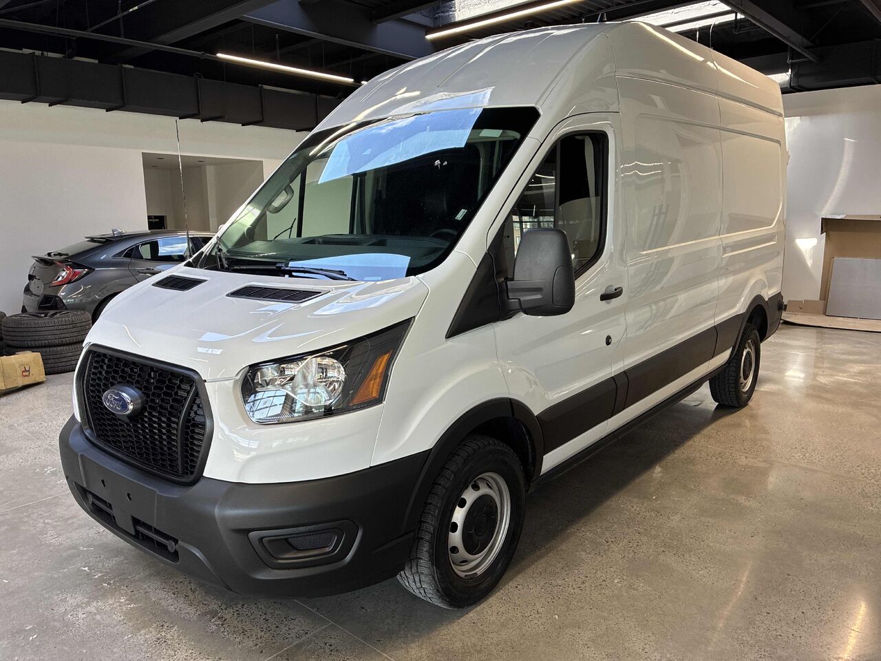 2024 Ford Transit fourgon utilitaire FORD TRAN.CARGO VAN,GVWR RWD,T-250 148`` HI RF 907 White Ch&acirc;teauguay - photo #0