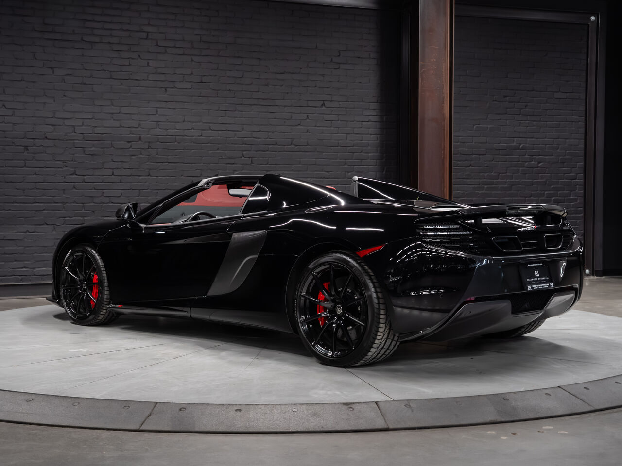 2015 McLaren 650S