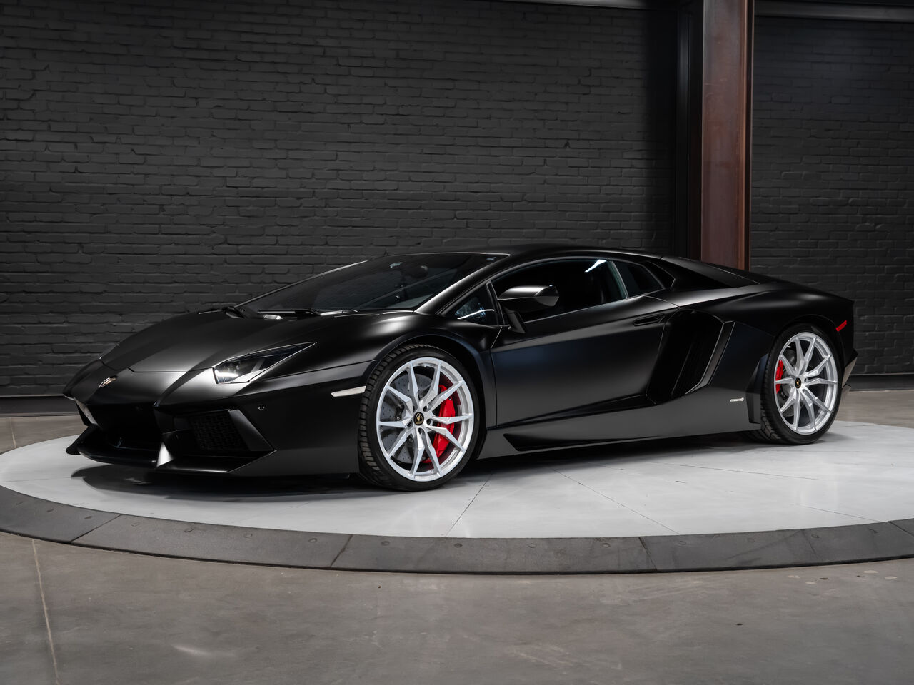 2017 Lamborghini Aventador