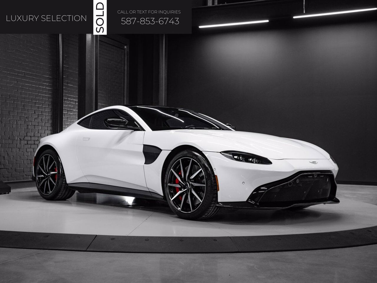 Aston martin vantage 2019
