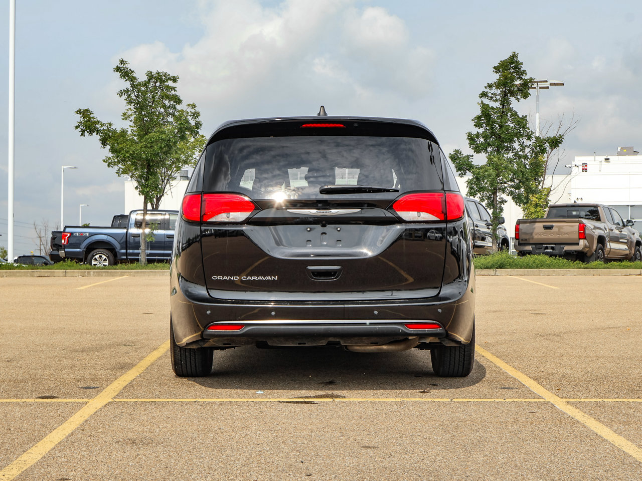 2025 Chrysler Grand Caravan